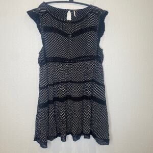 Free People Black & White Floral Dress Bohemian Rayon EUC Sz M Retro Mini Eyelet